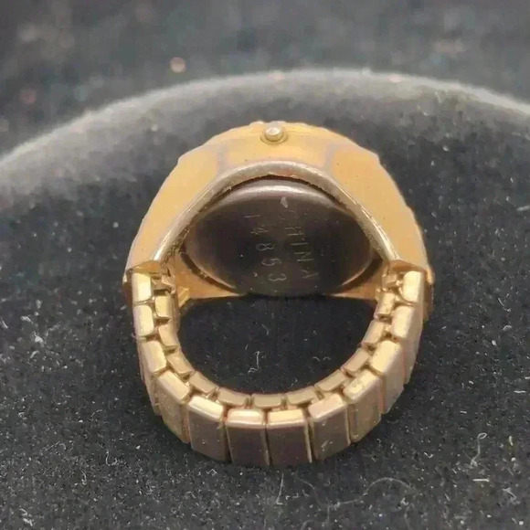 Lady Mayfair Digital Ring Watch Gold Tone Expandable Band - Picture 4 of 5